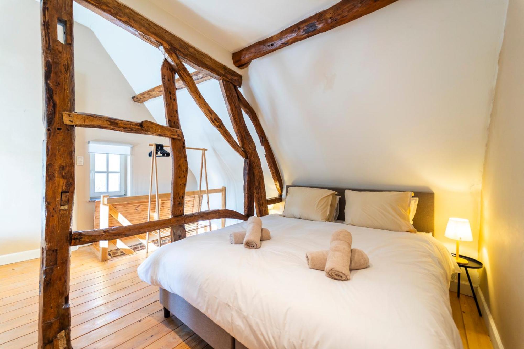 New! Unieke Vakantiewoning In Bosrijke Omgeving トンヘレン エクステリア 写真