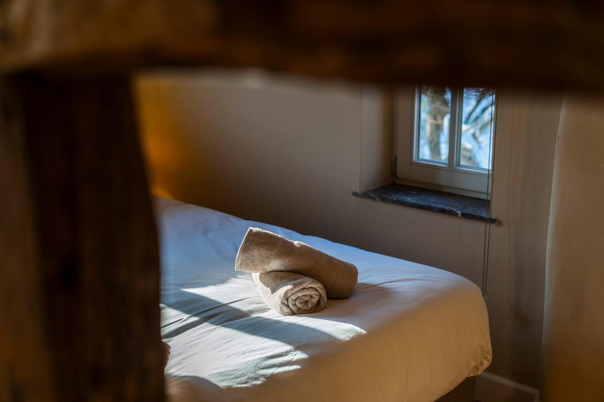New! Unieke Vakantiewoning In Bosrijke Omgeving トンヘレン エクステリア 写真