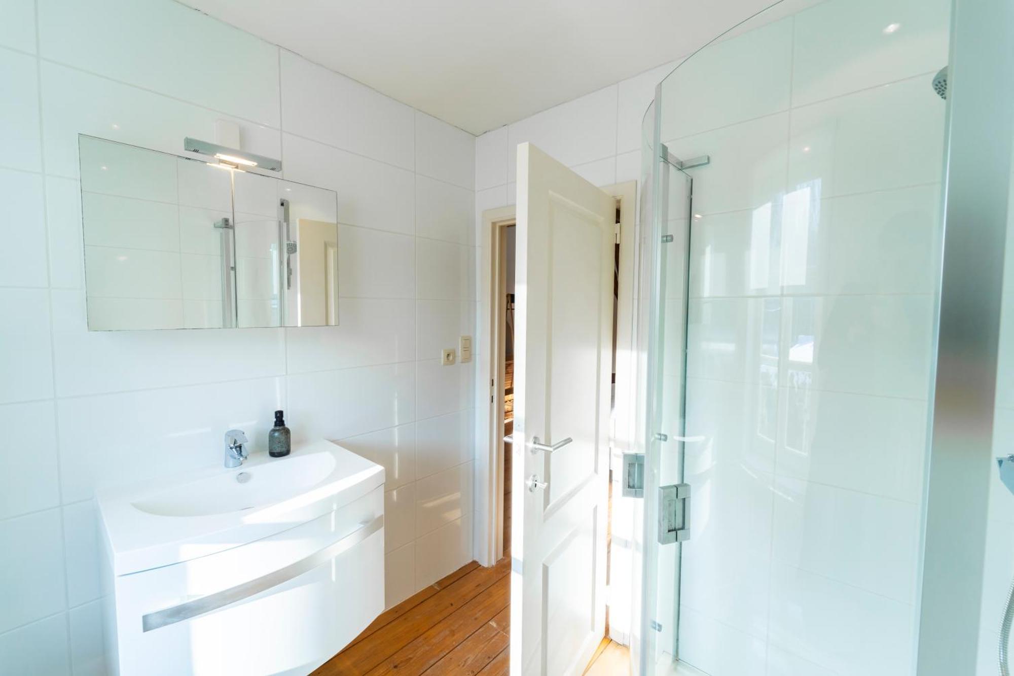 New! Unieke Vakantiewoning In Bosrijke Omgeving トンヘレン エクステリア 写真